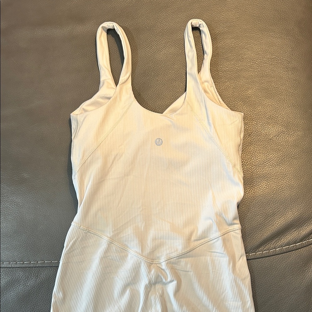 Lululemon Align Ribbed Bodysuit in White Opal. Size 4 - Picture 4 of 6